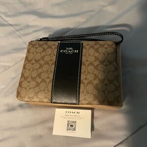 COACH brand new black/brown/tan logo wristlet, NWT